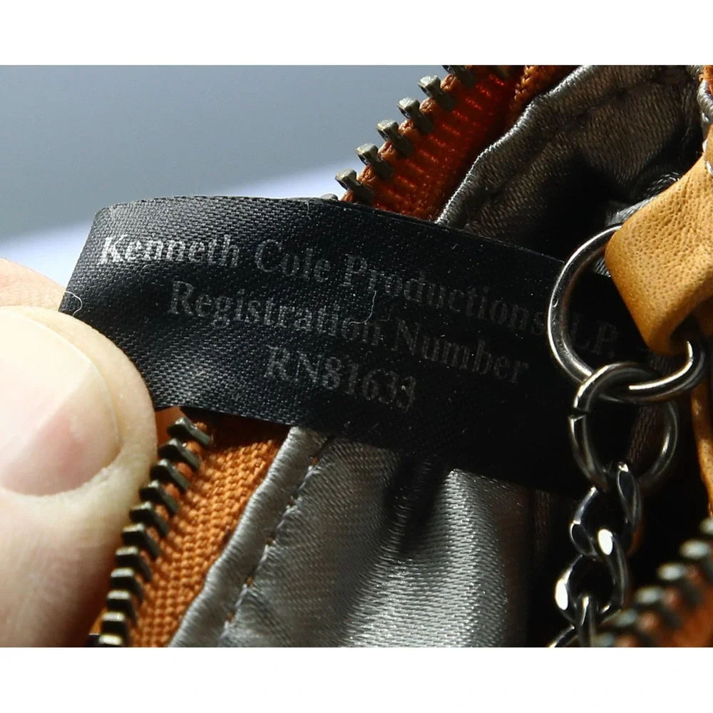 Kenneth Cole New York Mustard Yellow Leather Coin Purse Key Ring Pouch RN81633